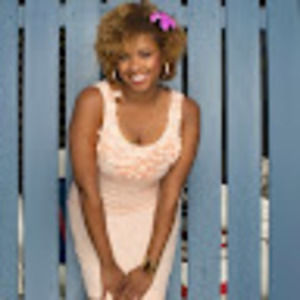 Meet your Posher, Kira